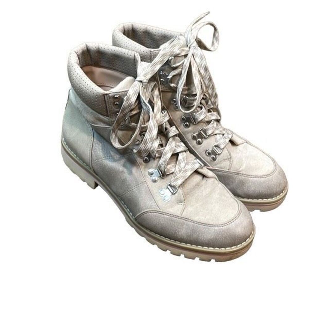 Sole Society Lace Up Combat Boot Size 9.5